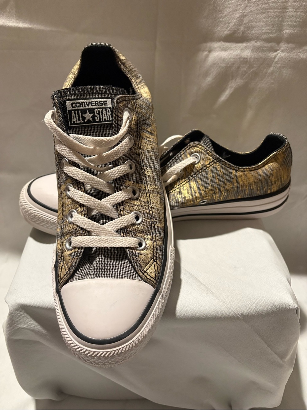 Converse Chuck Taylor All Star, Low-Top, gold black checked, US size 8 M/ 10 W